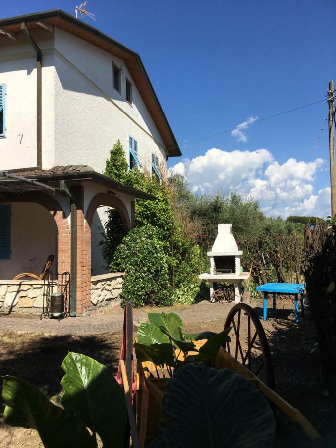 Casa Degli Zii Appartamento Guido Luni Екстер'єр фото